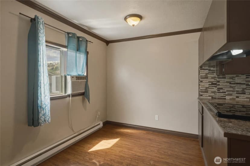 Property photo for 225 W Highland Avenue, Chelan photo 7