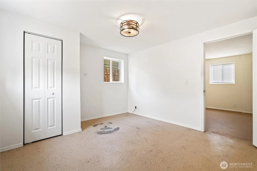Property photo for 21443 13th Avenue S, Des Moines photo 26