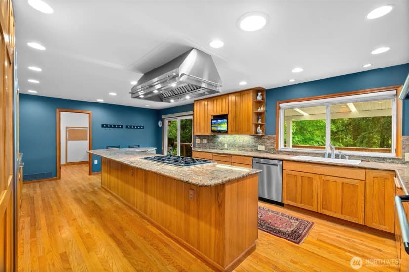 Property photo for 191 Se Vic King Road, Shelton photo 14