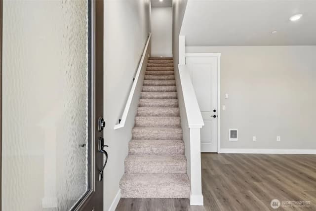 Property photo for 8927 172nd Street Ne, Arlington photo 2