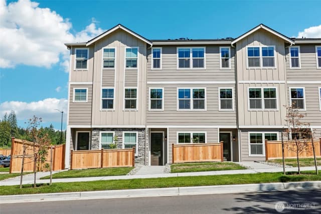 Property photo for 8927 172nd Street Ne, Arlington