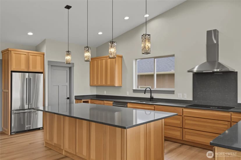 Property photo for 76 S Meadowbrook Lane, East Wenatchee photo 9