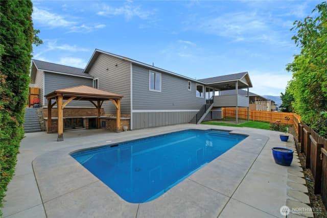 Property photo for 76 S Meadowbrook Lane, East Wenatchee photo 4