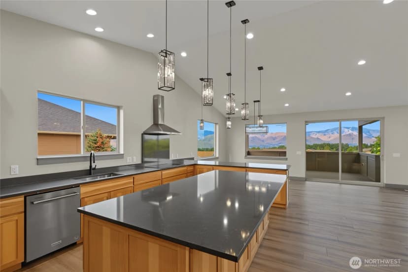Property photo for 76 S Meadowbrook Lane, East Wenatchee photo 10
