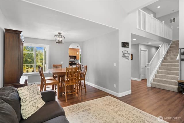 Property photo for 317 66th Avenue Ne, Tacoma photo 3