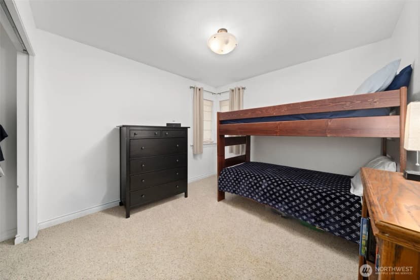 Property photo for 317 66th Avenue Ne, Tacoma photo 19