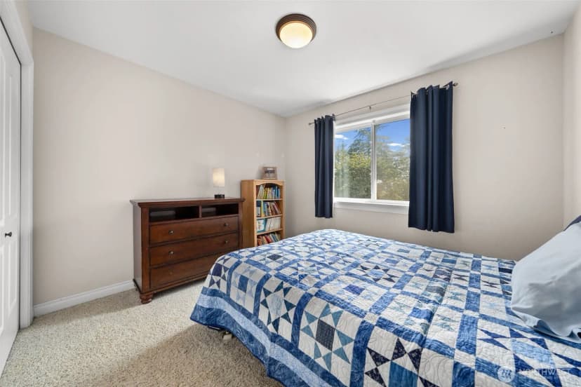 Property photo for 317 66th Avenue Ne, Tacoma photo 17