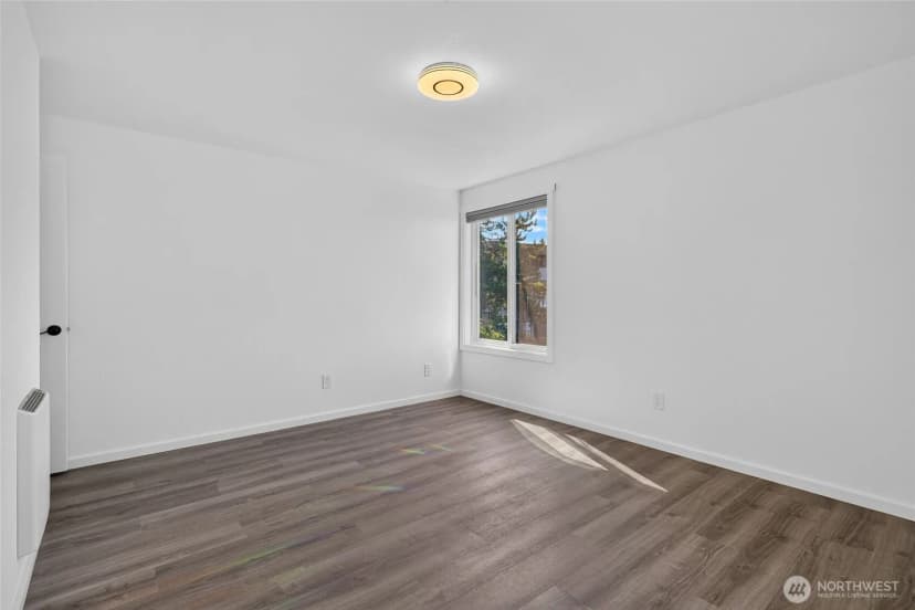 Property photo for 733 S Lake St #209, Kirkland photo 14