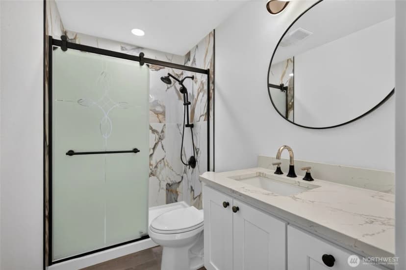Property photo for 733 S Lake St #209, Kirkland photo 15