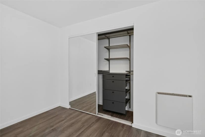 Property photo for 733 S Lake St #209, Kirkland photo 12