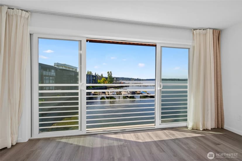 Property photo for 733 S Lake St #209, Kirkland photo 23