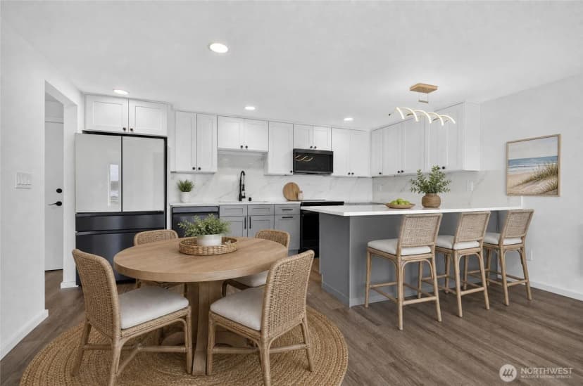 Property photo for 733 S Lake St #209, Kirkland photo 19