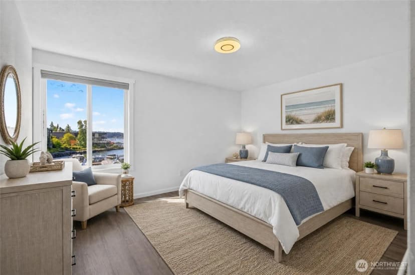 Property photo for 733 S Lake St #209, Kirkland photo 10
