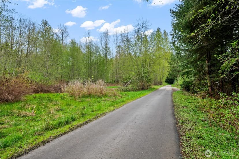 Property photo for 166 Se 51st Avenue, Bothell photo 8