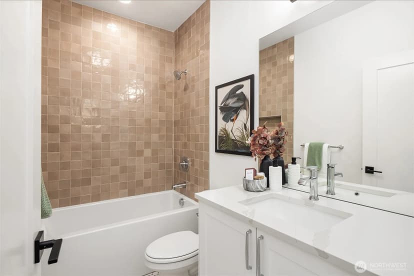 Property photo for 1713 17th Avenue, Seattle photo 14