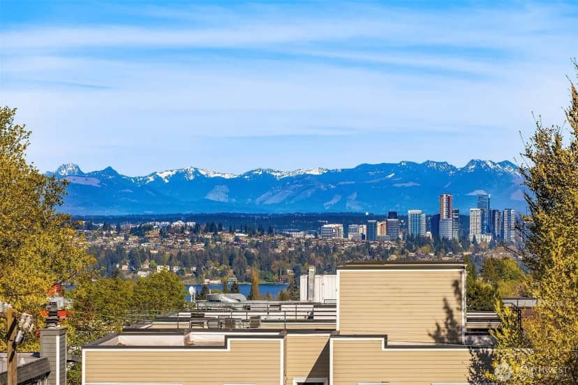 Property photo for 1713 17th Avenue, Seattle photo 21