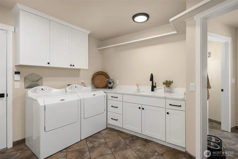 Property photo for 23013 Se 41st Place, Sammamish photo 19