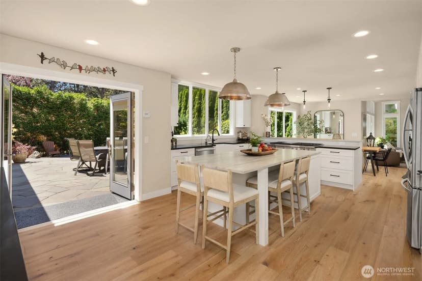 Property photo for 23013 Se 41st Place, Sammamish photo 16