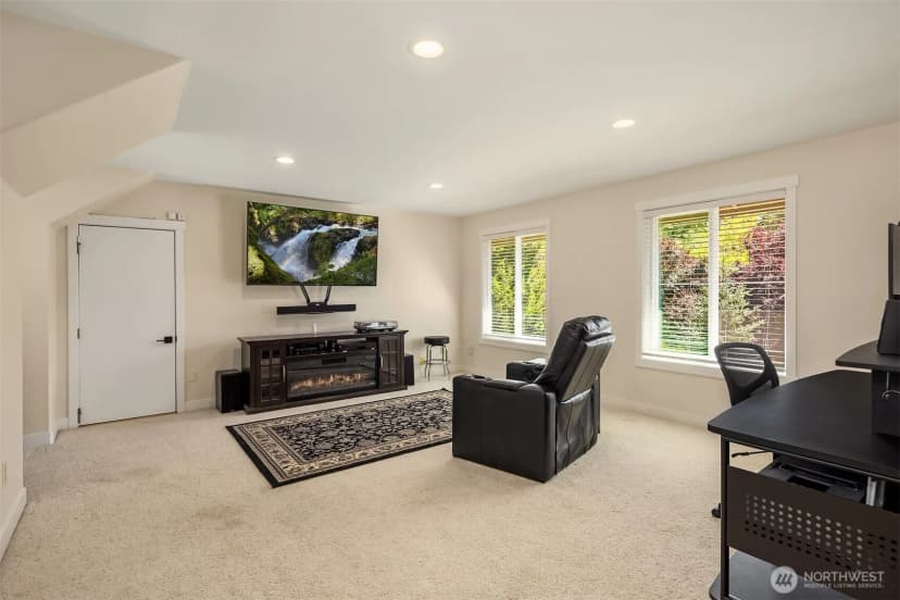 Property photo for 23013 Se 41st Place, Sammamish photo 29