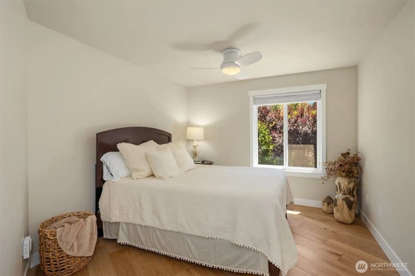 Property photo for 23013 Se 41st Place, Sammamish photo 27