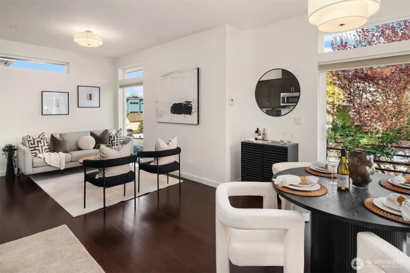 Property photo for 1633 California Avenue Sw #b, Seattle photo 11