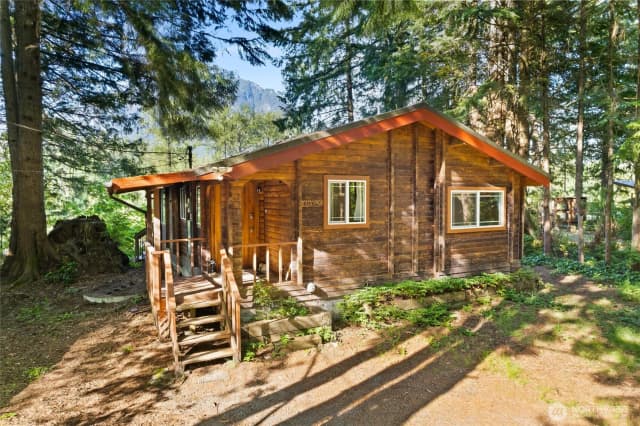 Property photo for 18017 433rd Avenue Se, Gold Bar photo 4