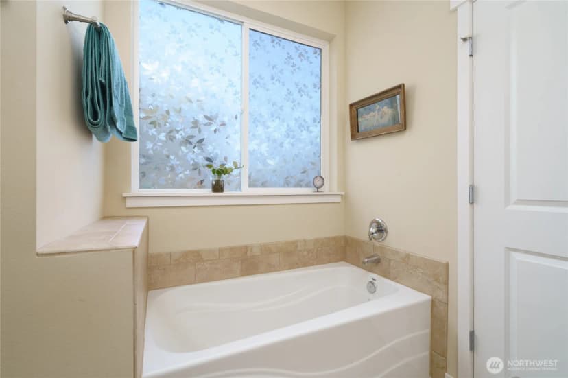 Property photo for 1758 Hillcrest Loop, Mount Vernon photo 24