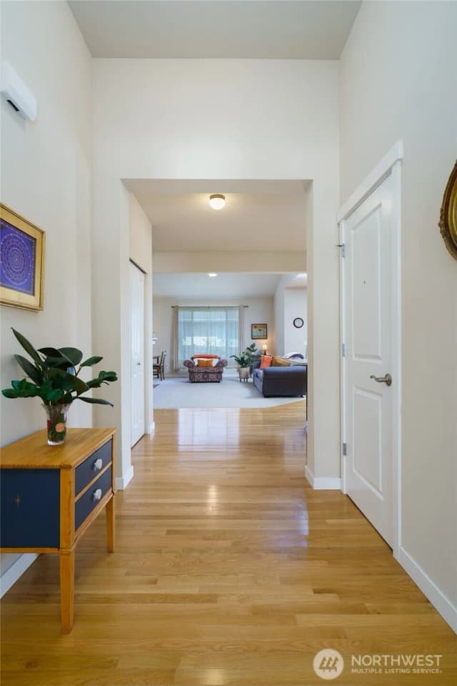 Property photo for 1758 Hillcrest Loop, Mount Vernon photo 5