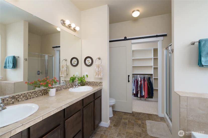 Property photo for 1758 Hillcrest Loop, Mount Vernon photo 23