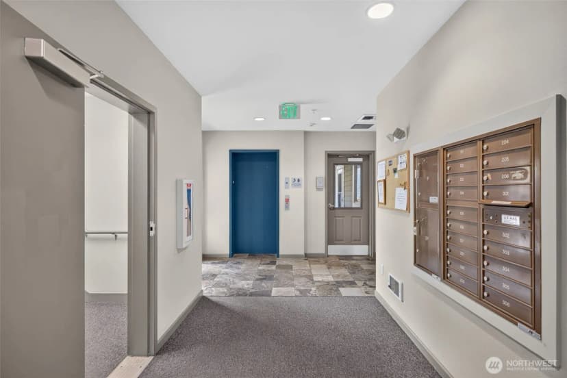 Property photo for 1220 E Columbia Street #202, Seattle photo 19