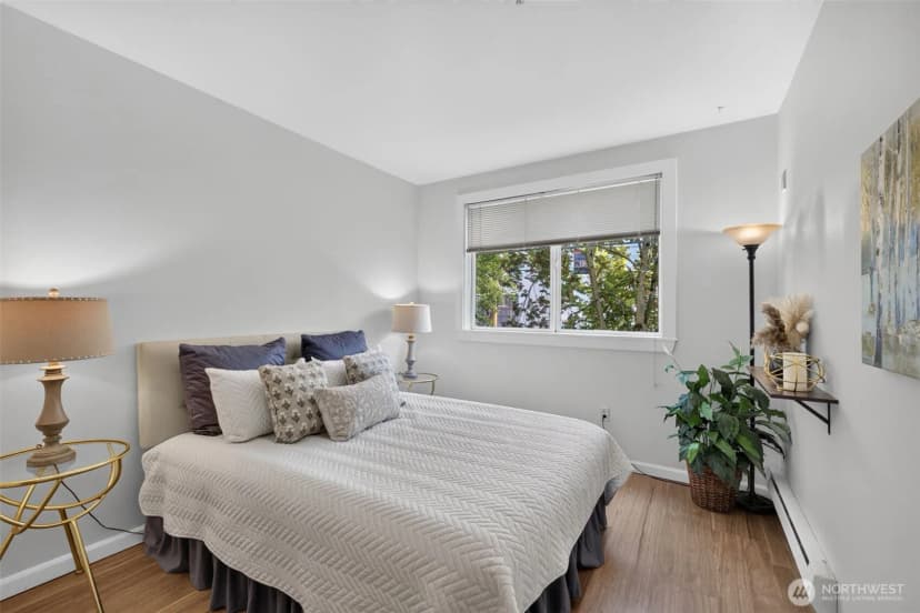 Property photo for 1220 E Columbia Street #202, Seattle photo 11