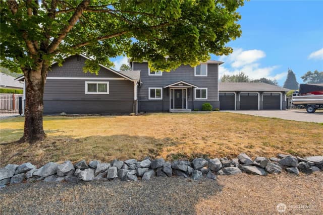 Property photo for 9817 66th Avenue E, Puyallup photo 3