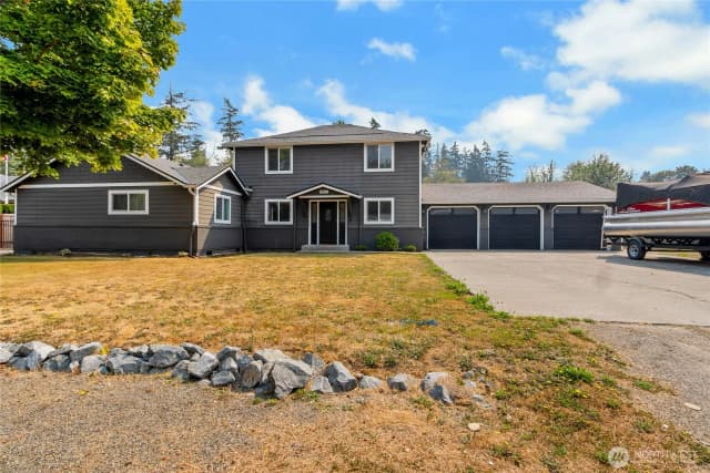 Property photo for 9817 66th Avenue E, Puyallup photo 2