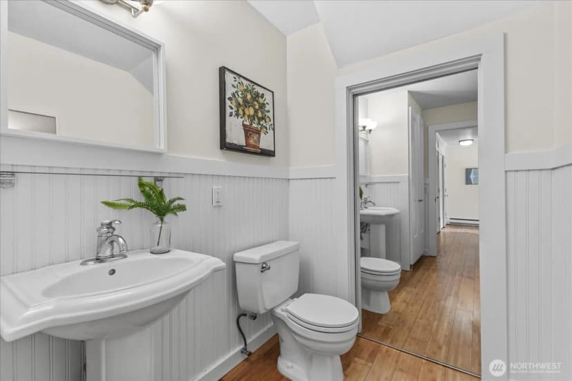 Property photo for 14702 Ne 51st Street #a2, Bellevue photo 12