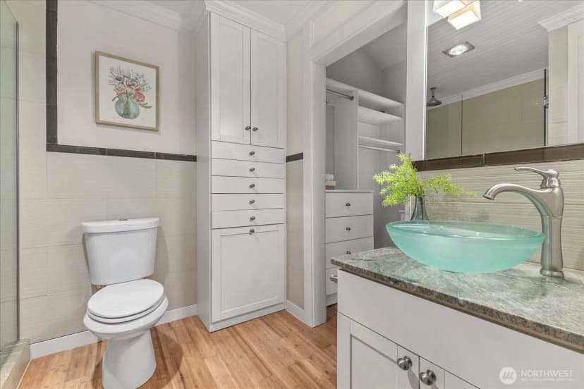 Property photo for 14702 Ne 51st Street #a2, Bellevue photo 26