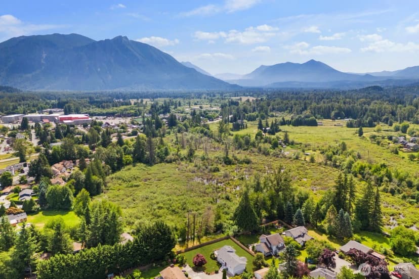 Property photo for 38505 Se 86th Place, Snoqualmie photo 4