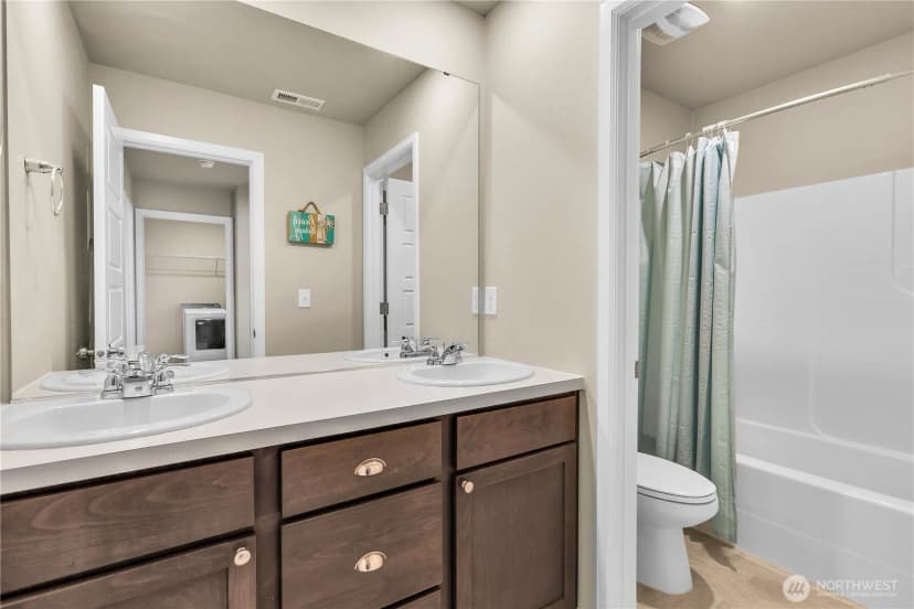 Property photo for 31927 Tolmie Lane, Black Diamond photo 26