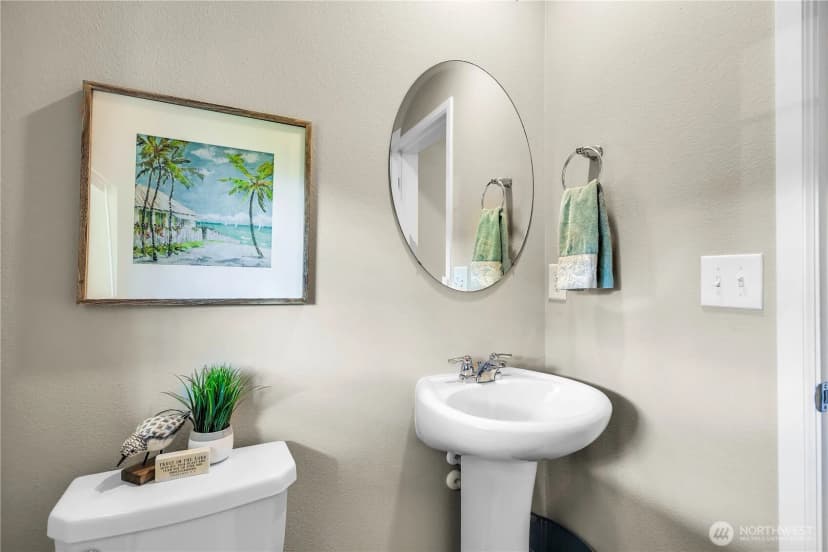 Property photo for 31927 Tolmie Lane, Black Diamond photo 15