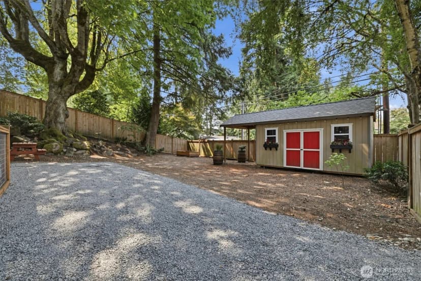Property photo for 549 Nw 205th Street, Shoreline photo 32