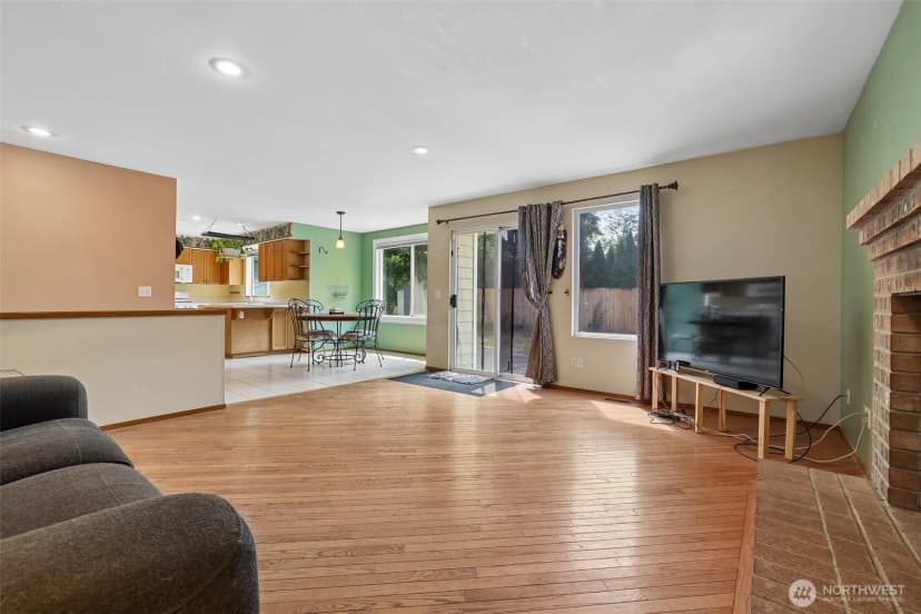 Property photo for 11121 Se 271st Street, Kent photo 10