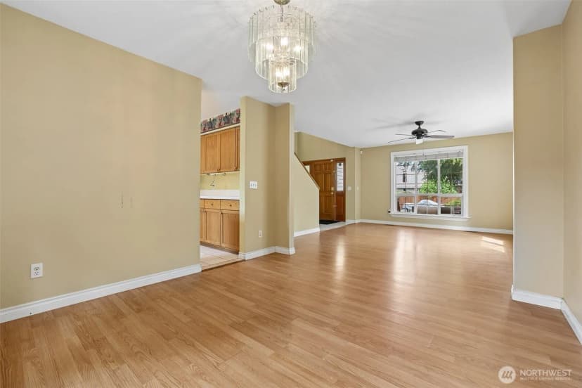 Property photo for 11121 Se 271st Street, Kent photo 6
