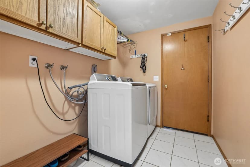 Property photo for 11121 Se 271st Street, Kent photo 16