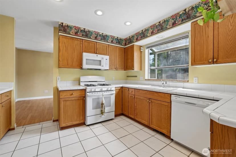 Property photo for 11121 Se 271st Street, Kent photo 15
