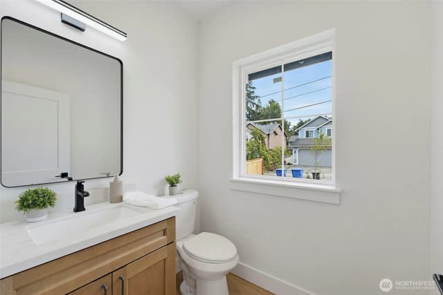 Property photo for 3710 E R St., Tacoma photo 4