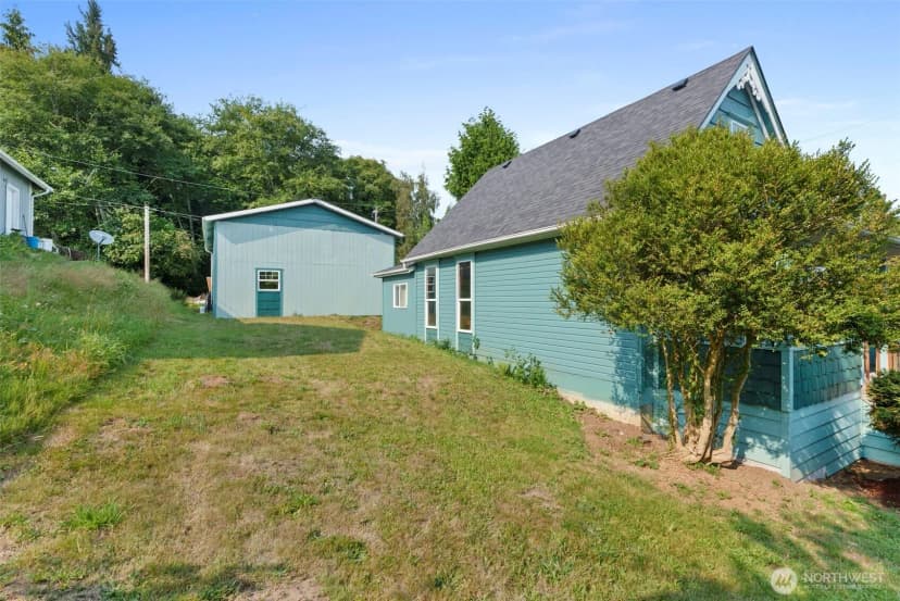 Property photo for 401 B Street, South Bend photo 3