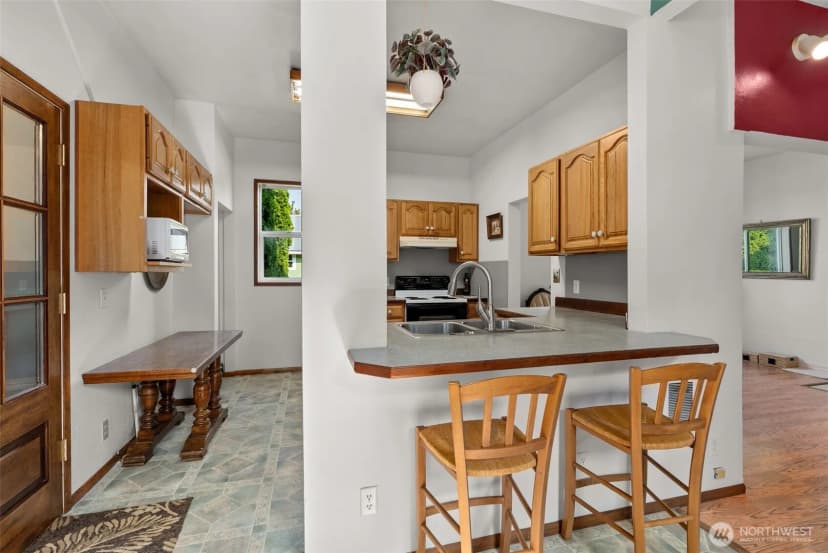 Property photo for 401 B Street, South Bend photo 10