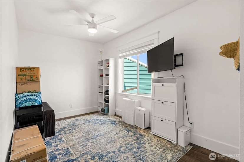 Property photo for 346 Island Lane, Raymond photo 15