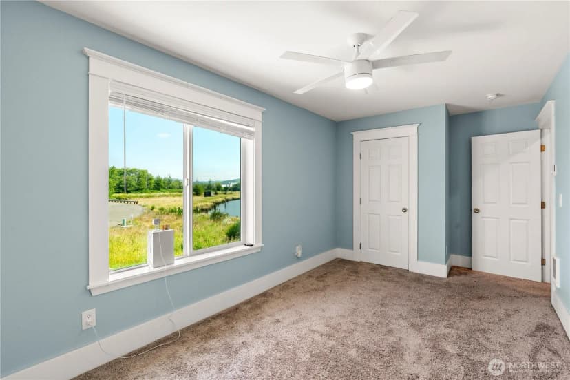 Property photo for 346 Island Lane, Raymond photo 18