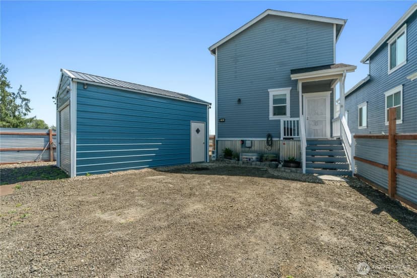 Property photo for 346 Island Lane, Raymond photo 27