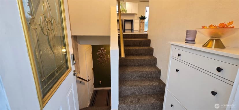 Property photo for 115 E Roberts Place, Sequim photo 3